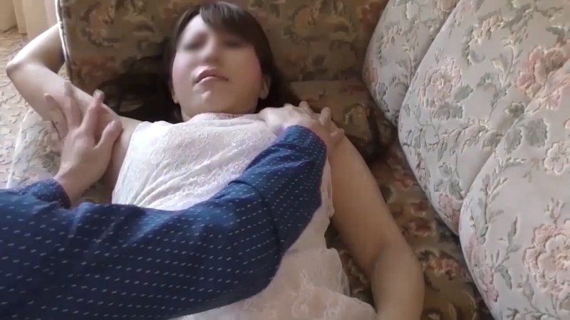 【5日间限定贩売・薄顔モザイク・セット贩売】経営する店の为に他人棒を受入れる条件で融资された熟女人妻　薄顔モザ完全版