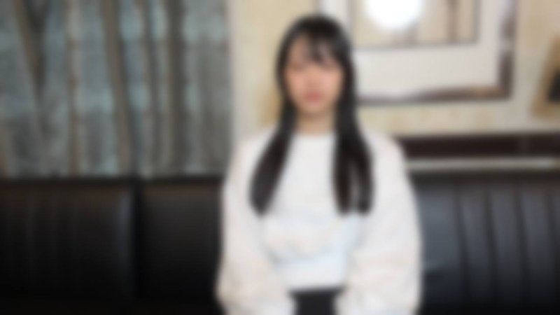 【个人拍摄/素人】（本篇有露脸）2〇岁的小美。纤细・美乳・高挑　三拍子齐全的完美身材。模特体型的美女在色情拍摄中呈现不堪入目的姿态。大量中出确定播种