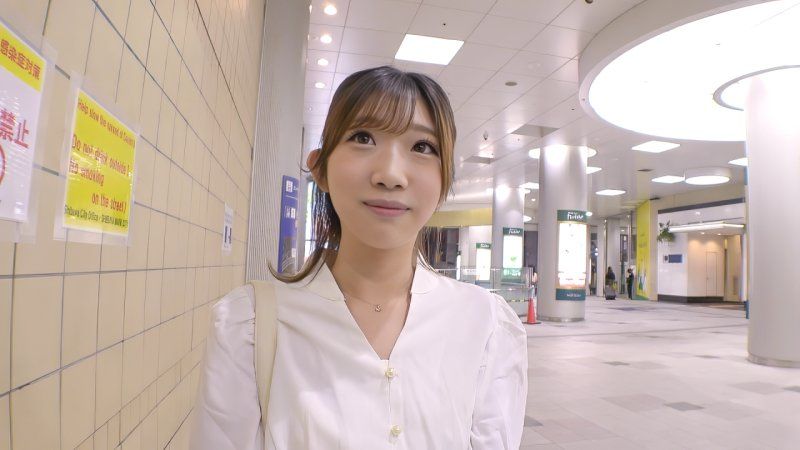 [Limited Quantity Release] A Small-Animal-Type Girl Who Is Almost a Virgin. Her First Ever Massive Squirting Orgasm While Convulsing!! A Secret Recorded Video of Her Getting Fucked Hard in Her Soaking Wet Pussy and Making a Dazed Face [Includes High-Quality Bonus]