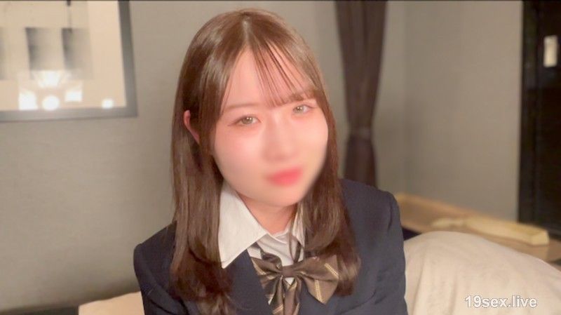 【完全復活xAF黑船来袭】非常抱歉让大家久等了。回到FC2的传说20cm以上巨根，让18岁遥香小姐的身心都委託给它，人生初次中出，以及第一次肛交，请好好观看。