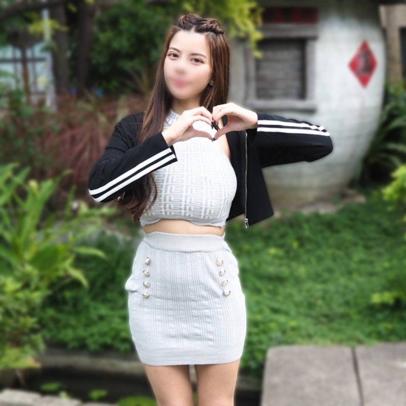 【フォロワー10万超】日本好き有名インフルエンサー !エグいクビレ＆長い脚の神ボディを味わい尽くしねっとり濃厚SEXで大量発射！